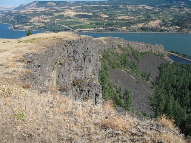 7.30.06 Coyote Wall, Labyrinth 101 